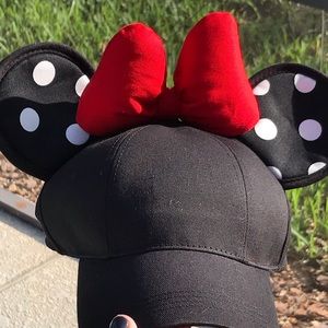 NWT Minnie Mouse Wars Hat